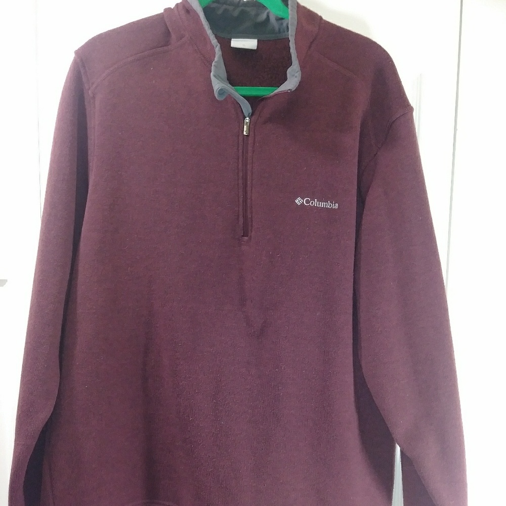 Columbia Burgundy Pullover sweater.